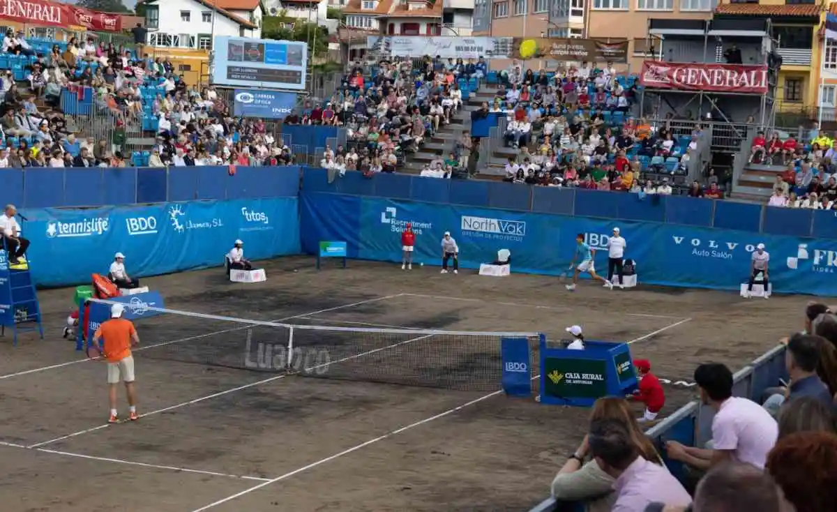 Análisis de los enfrentamientos en el Torneo Tenis Playa de Luanco 2025 8 analisis de los enfrentamientos en el torneo tenis playa de luanco 2025