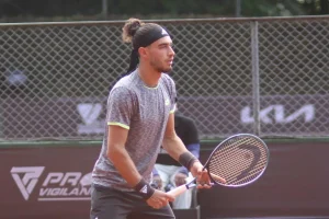 Adriá Soriano mantiene firme a Colombia en Eslovaquia