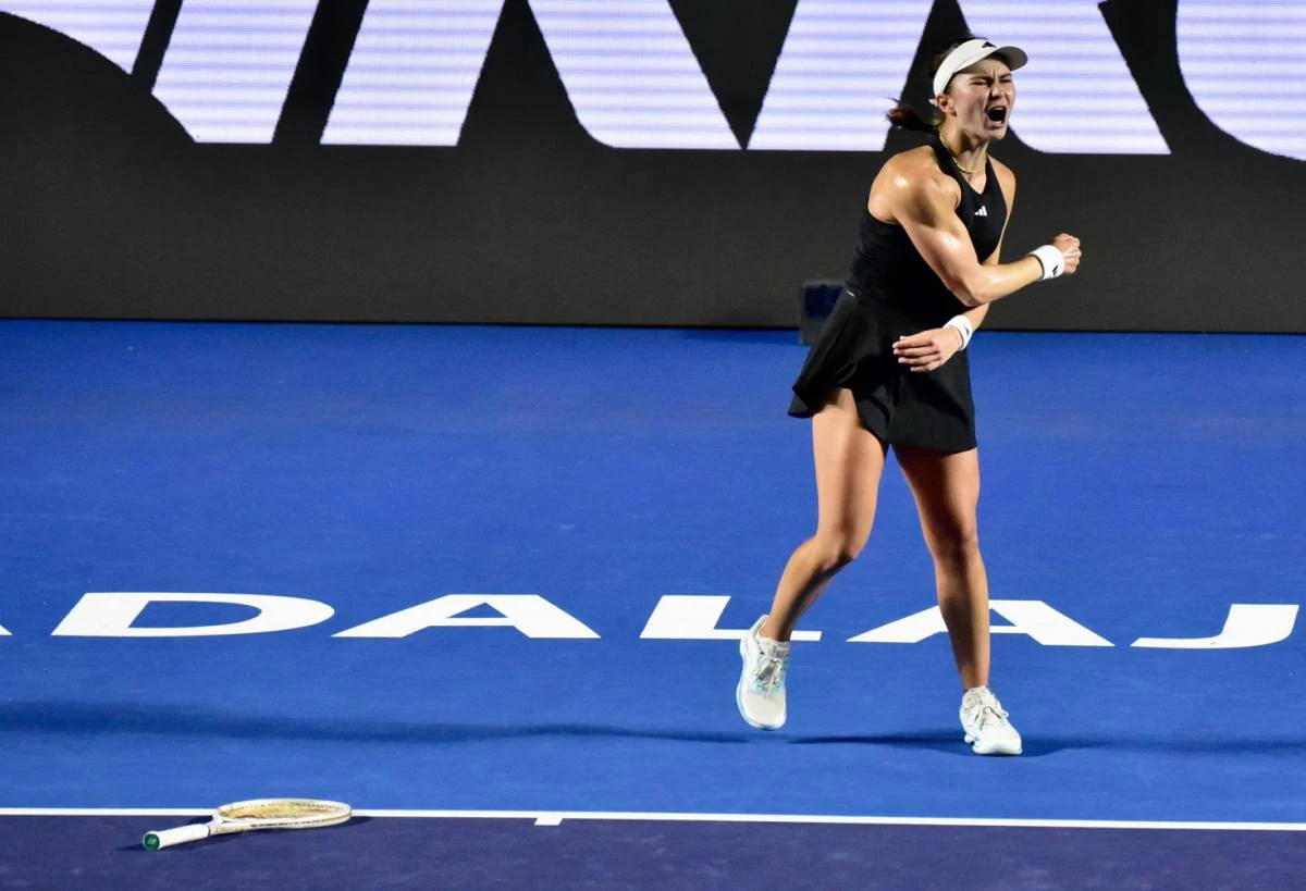 WTA Guadalajara: Jovic corta el sueño de Arango y se proclama campeona 5 jovic arango wta guadalajara 2025