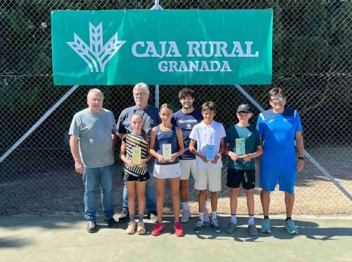 La Federación Andaluza de Tenis disfruta un año más con su Tennis Europe sub12 de Otura 1 la federacion andaluza de tenis disfruta un año mas con su tennis europe sub12 de otura