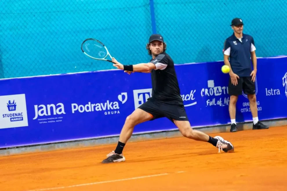 Trungelliti aprovecha el retiro de Poljicak y conquista el título en Targu Mures