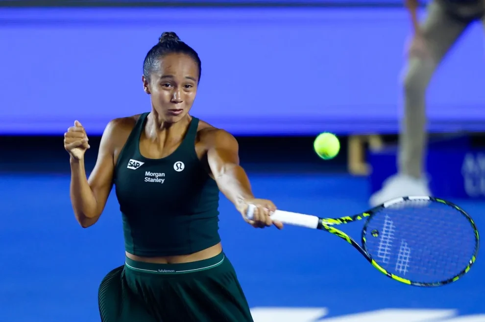 Leylah Fernandez prevalece en una intensa final y es campeona en Osaka 1 Leylah Fernandez prevalece en una intensa final y es campeona en Osaka