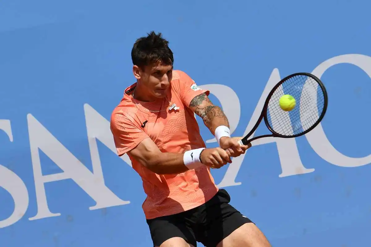 ugo carabelli etcheverry atp paris 2025