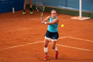 La joven Sara Bejlek impone condiciones para consagrarse en Querétaro