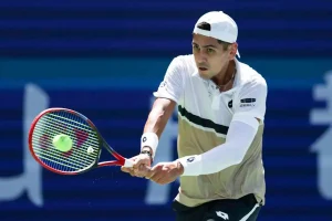 Derrota dolorosa: Tabilo cae ante el poderío de Bublik en Viena 3 bublik tabilo atp viena 2025