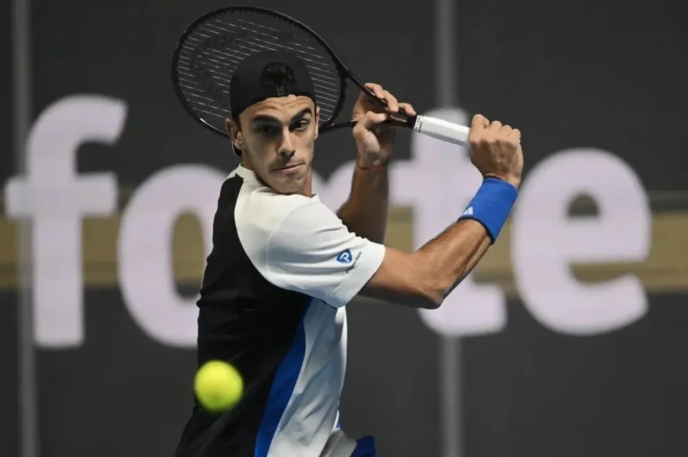 Cerúndolo: “Voy a jugar contra el mejor jugador del mundo en canchas bajo techo”