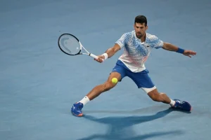 djokovic califica partido ante munar en shanghai