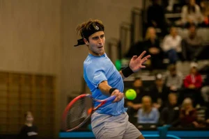 Horario, televisión y dónde ver ATP París 2025: Etcheverry – Ugo Carabelli
