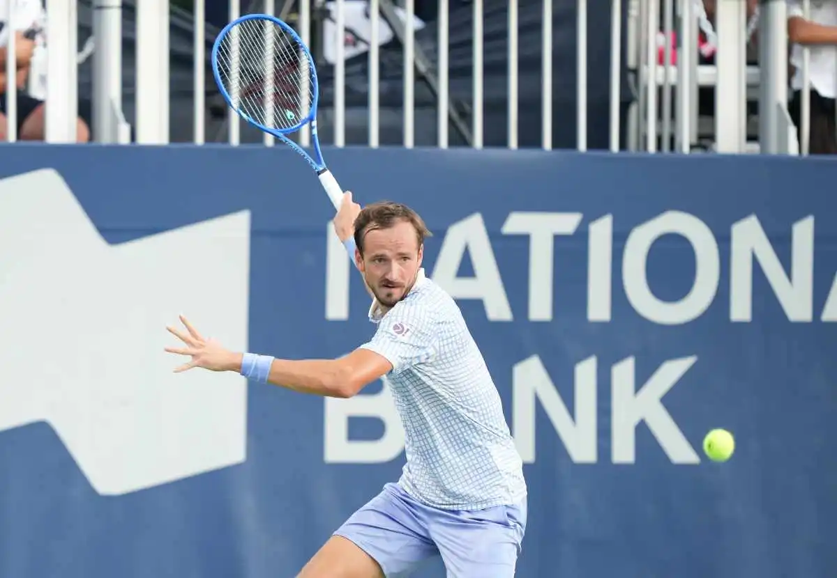 medvedev de miñaur atp shanghai 2025