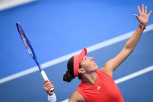 pegula siniakova wta wuhan 2025