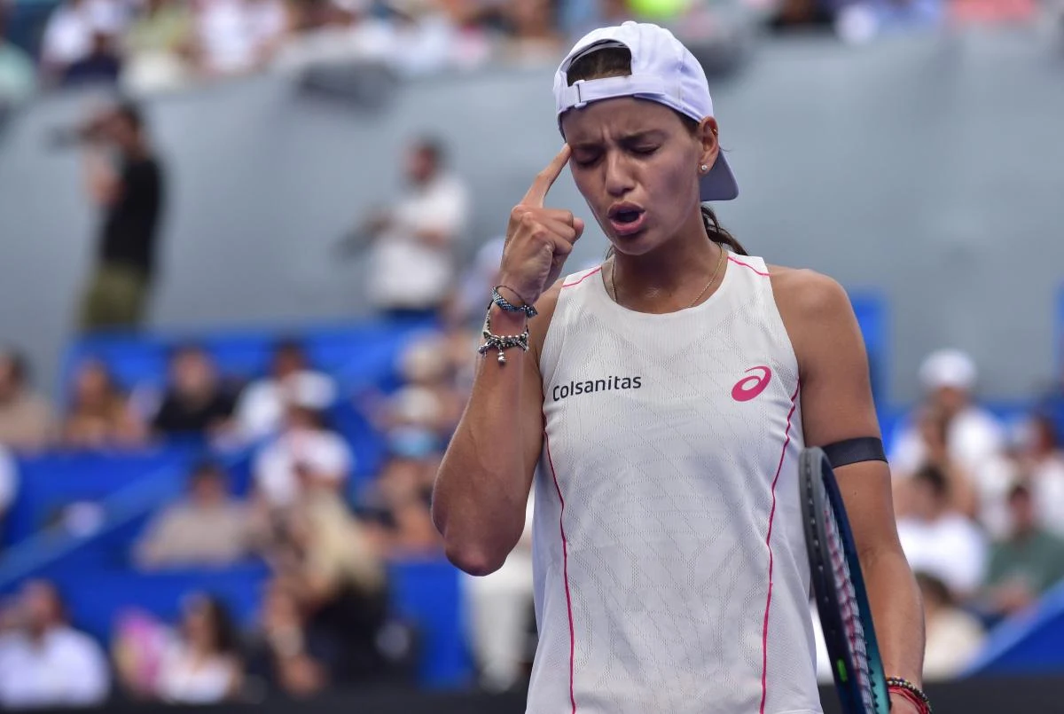 Samsonova frena el ímpetu de Arango en su estreno en Wuhan 2 samsonova arango wta wuhan 2025