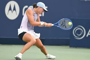swiatek bencic wta wuhan 2025