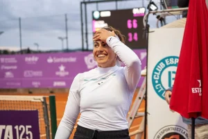 Cierre en casa: Bolsova pone fin a su carrera profesional en La Bisbal