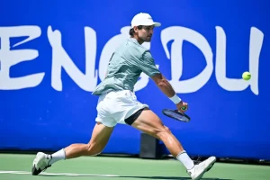 Marcos Giron: Sus 10 curiosidades