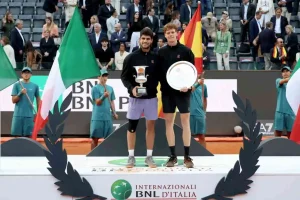 Mouratoglou: “Lo que realmente diferencia a Alcaraz y Sinner es cómo dominan a los demás”