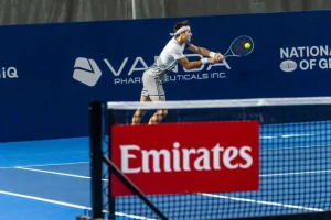 Etcheverry cae en una tremenda batalla ante Muller