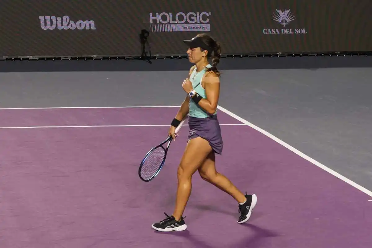 pegula paolini wta finals 2025