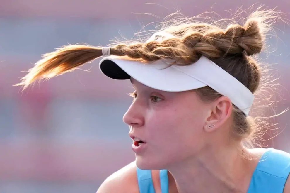 Rybakina firma la remontada y va por la corona en el WTA Finals