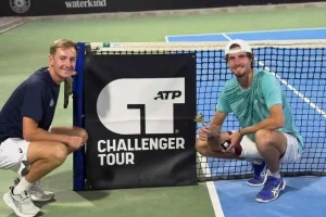 Toby Samuel firma la remontada para gritar campeón en Egipto