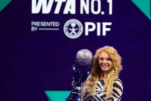 Escribiendo la historia: Siniakova finaliza su quinta temporada como número 1 en dobles