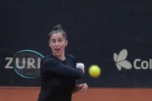 Sara Sorribes regresa con victoria tras 6 meses de parón