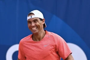 Otra vez en las pistas: Nadal sigue sumando rodaje en su academia