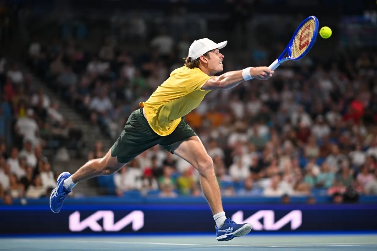 De Miñaur sincero y afectado tras caer en su Grand Slam de casa