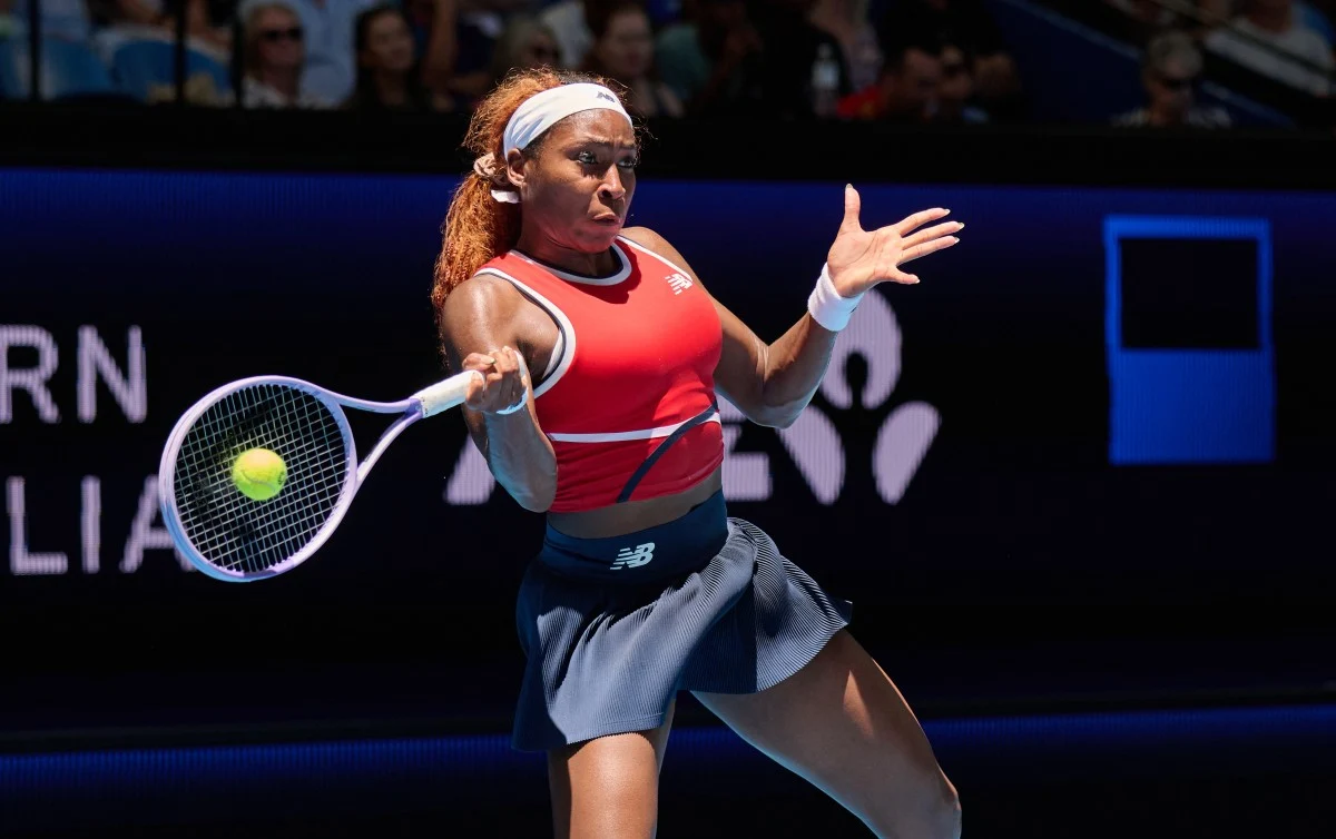 Contundente inicio: Coco Gauff avanza a la segunda ronda en Australia
