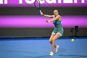 Anisimova absorbió la presión y cerró una victoria de peso en Melbourne Park