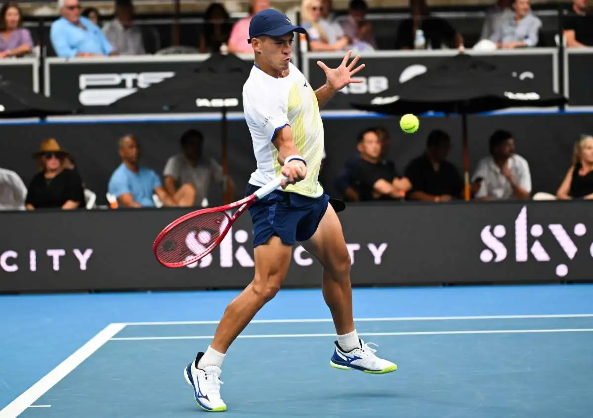 Darderi frena el camino de Báez en un duro duelo en Australia