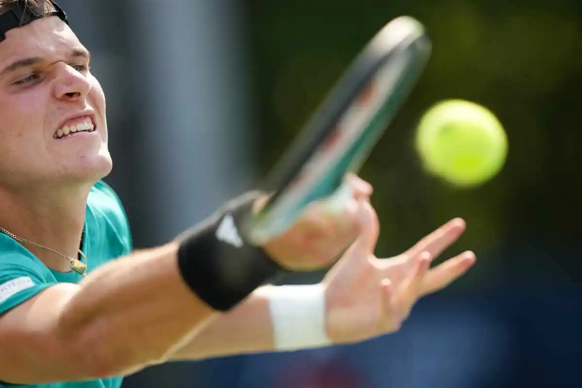 el mensaje de mensik tras retirarse del australian open