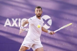 Moutet avisa a Alcaraz: “No cambiaré mi estilo de juego”