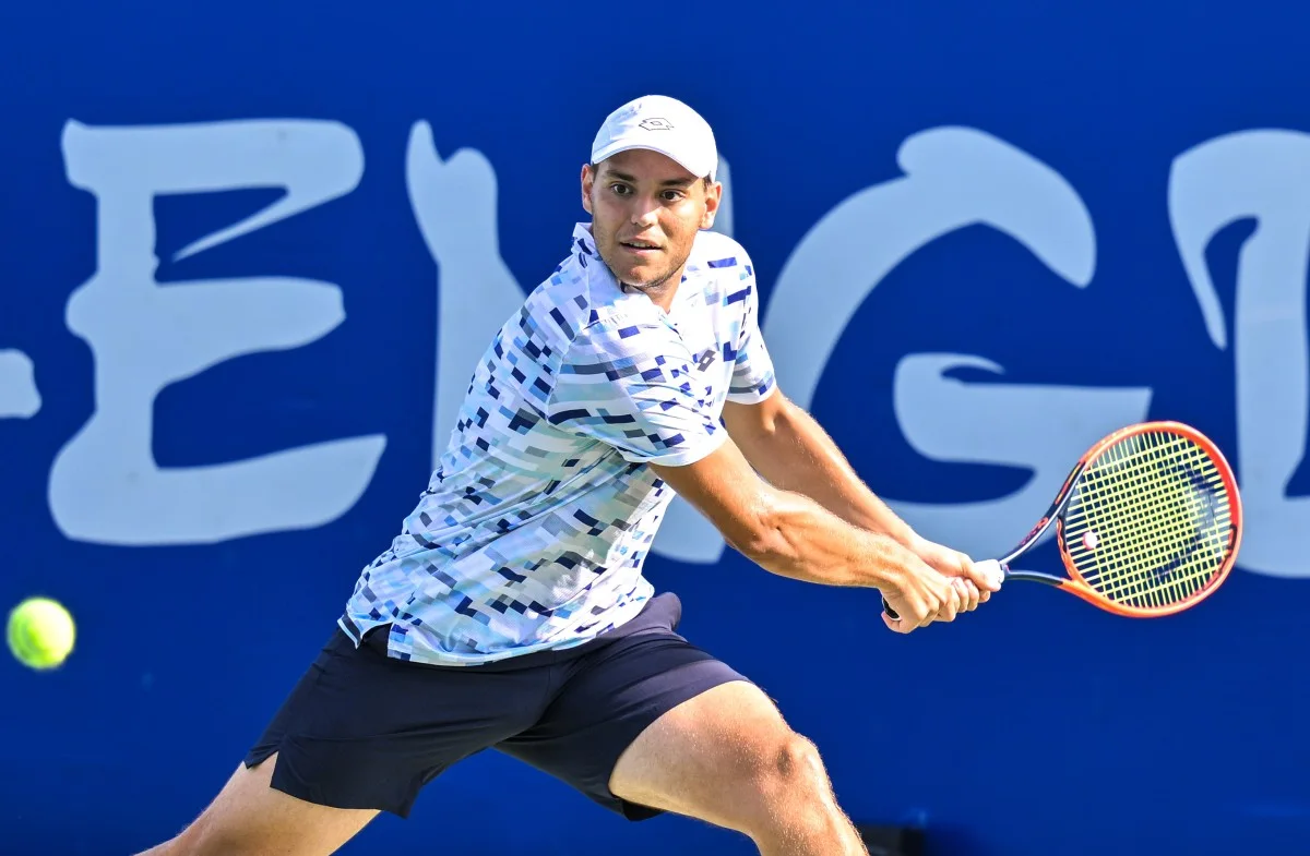 Pavel Kotov renace para ser campeón en Koblenz