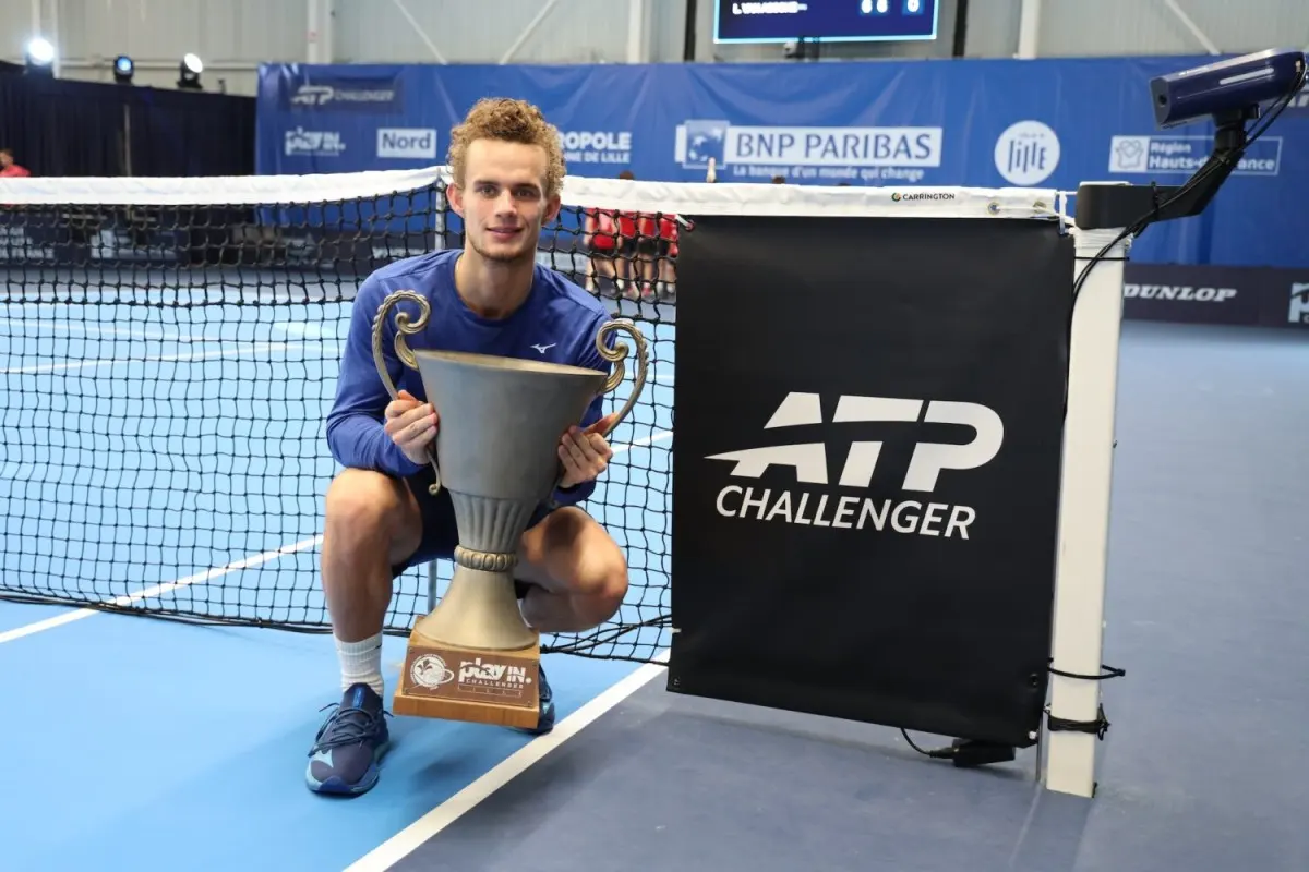 La reconstrucción de Van Assche: Título en Lille y regreso al Top 100