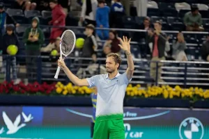 Final suspendida en Dubái: Medvedev campeón sin jugar