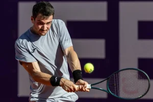 “Me crié jugando en tierra y no me cuesta tanto la adaptación”: La advertencia de Martínez de cara al Argentina Open