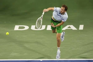 Medvedev no dejó dudas: Desdibujó a Wawrinka y ya está en los cuartos de final de Dubai