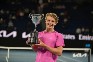Sesko escribió una página dorada para Eslovenia y celebró en el Australian Open Juniors