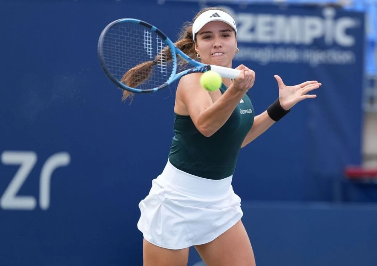 wta 1000 doha osorio sigue en carrera y arango no despega