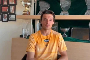 Carles Hernández: “Quiero ser regular en el circuito ITF Future y luego intentar jugar más Challengers”