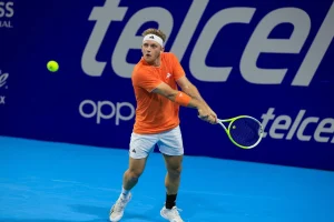 Davidovich sobrevive al desafío de Mensik y se instala en los octavos de Indian Wells