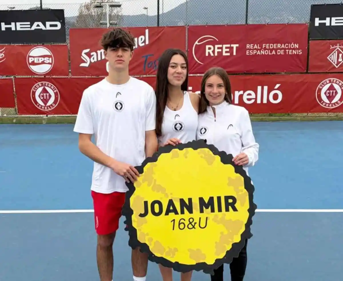 el club tennis torello se viste de gala para su u16 joan mir