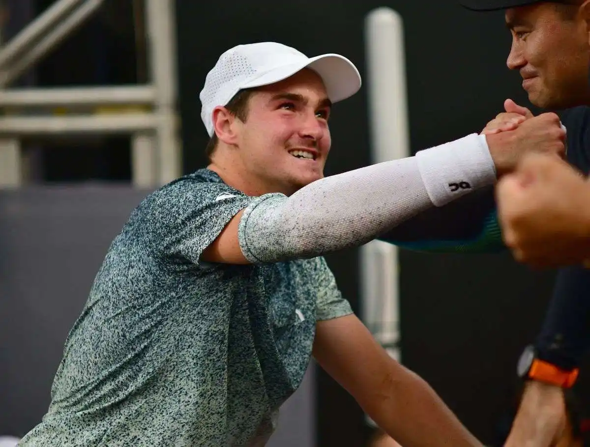 Fonseca encuentra aire en Indian Wells y derriba a un Collignon en racha