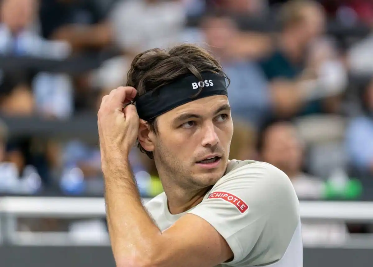 fritz responde a las criticas tras su debate sobre los horarios