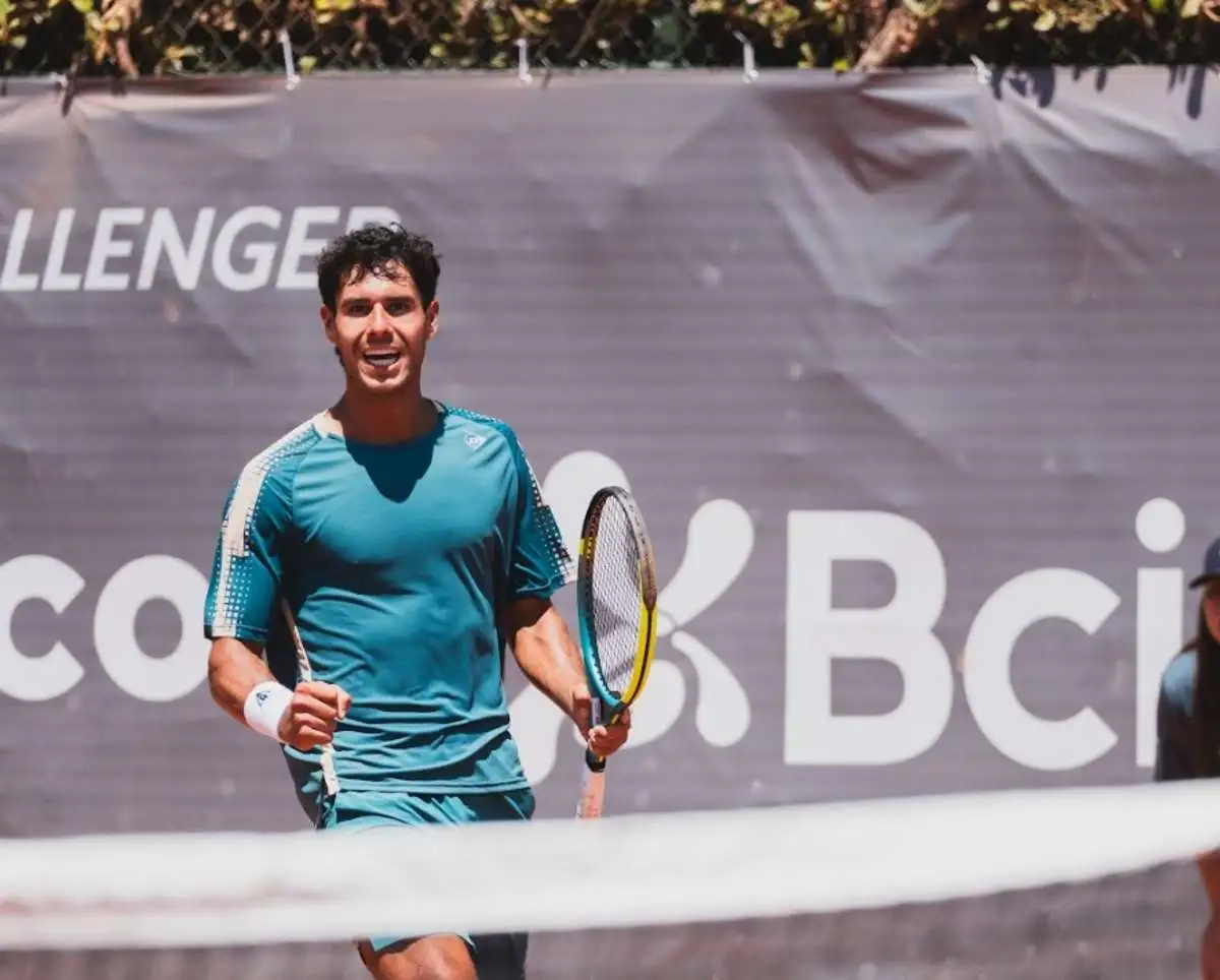 mas de 20 años de espera terminaron: vallejo vuelve a poner a paraguay en el top 100