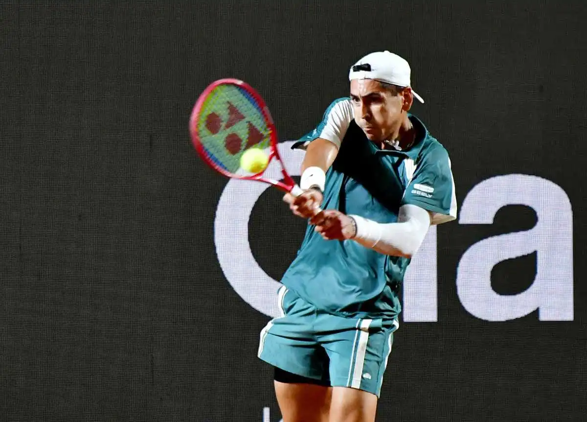 Tabilo se estrella contra el muro de Medvedev en el desierto estadounidense