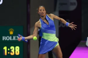 Nueva fórmula: Qinwen Zheng apuesta a un cambio de entrenador antes de Indian Wells