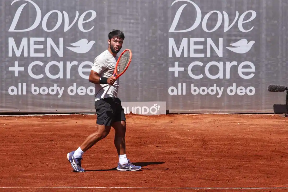 Gran reacción de Olivieri para meterse en la final en Santiago