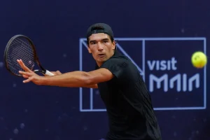 Henrique Rocha pone fin al invicto de Vallejo y se corona en Brasilia