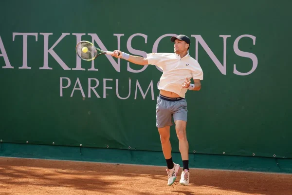 Raphael Collignon no da opción y conquista Monza con una semana perfecta